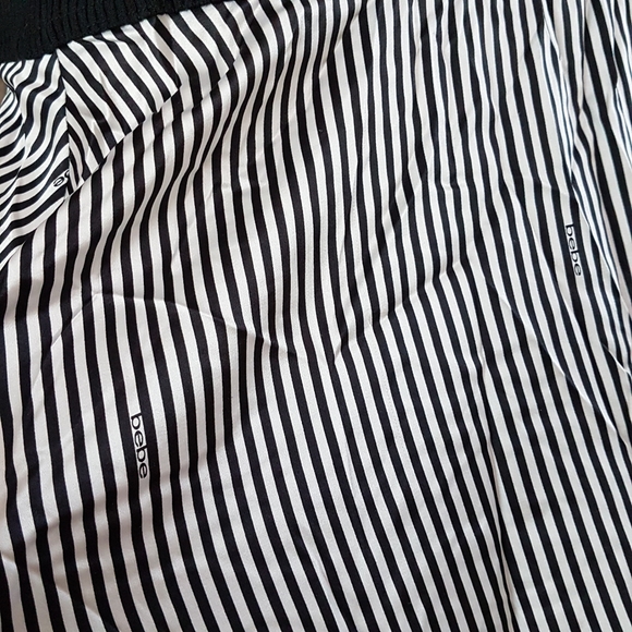 💃 Bebe business silk sweater dress. - Picture 4 of 8